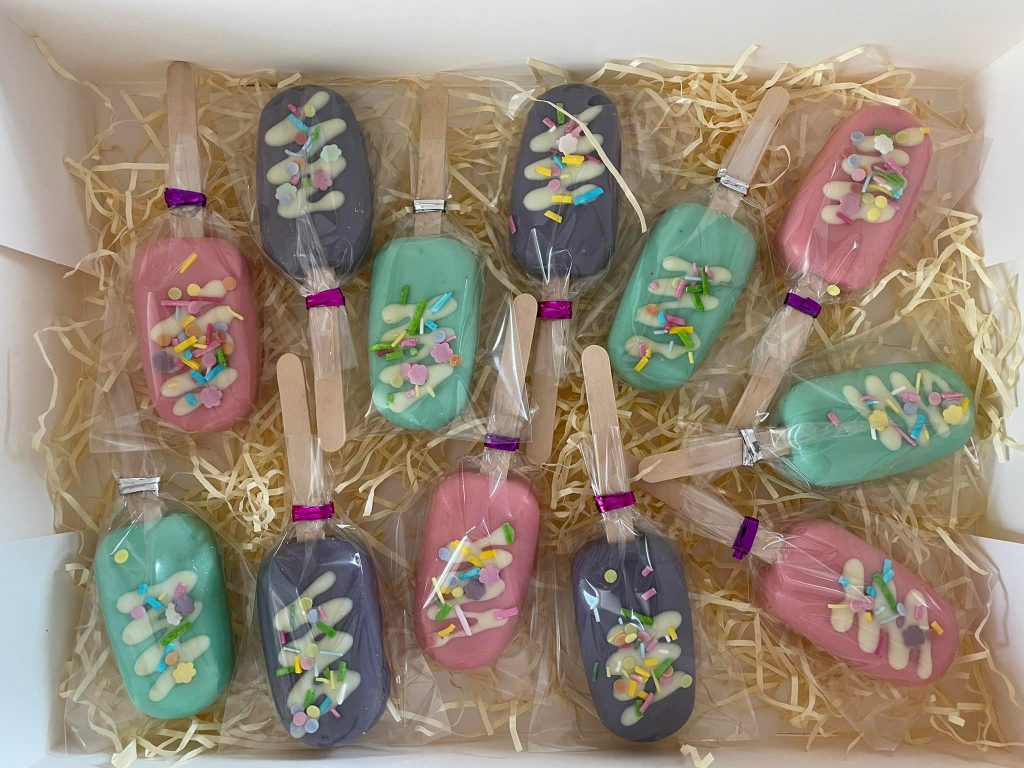 Cakesicles - colourful